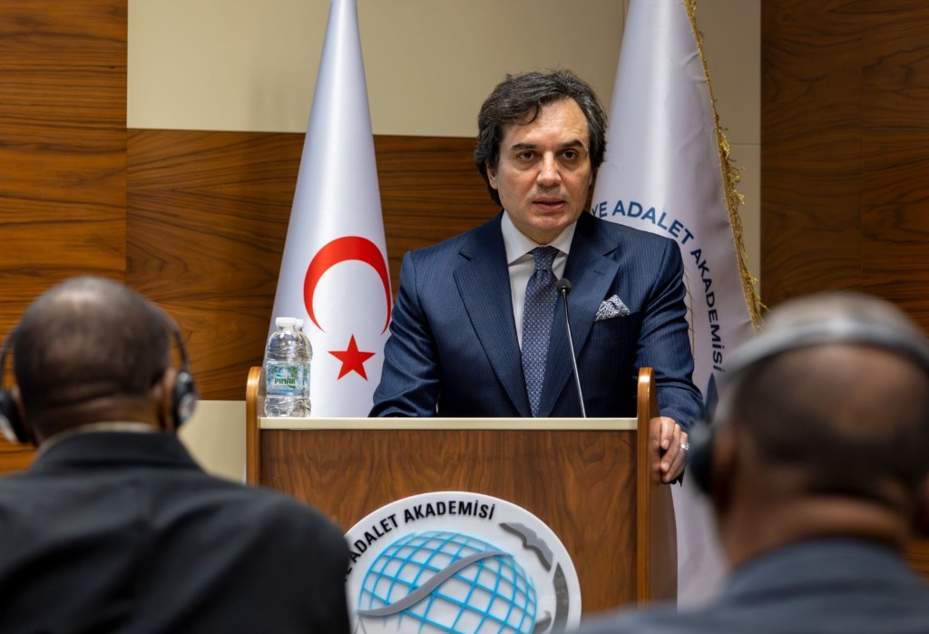 Khudbaddii furitaanka ee Akadeemiyada Caddaaladda ee Türkiye.