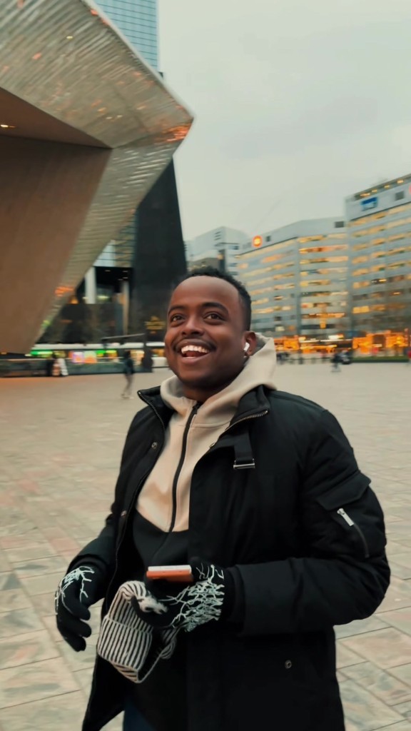 Barxad dadweyne oo ku taal Amsterdam, Nederland, 12 Diseembar 2024.
