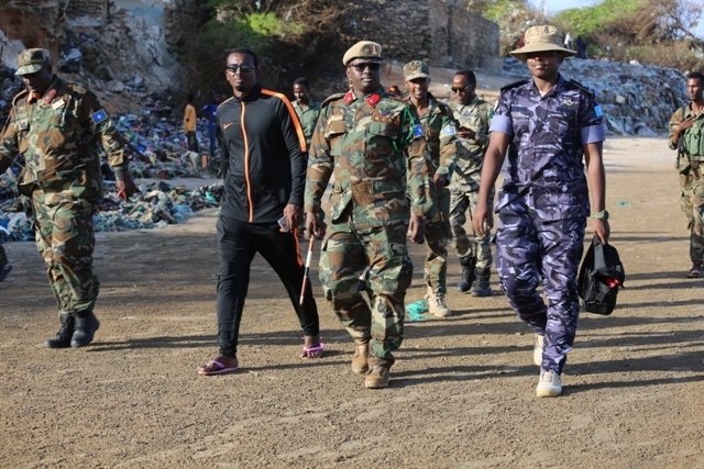 Saraakiil xeebta jooga intii lagu jiray hawlgalka xirfadeed ee Degmada Baraawe, Shabeellada Hoose, 14 Nofembar 2019.
